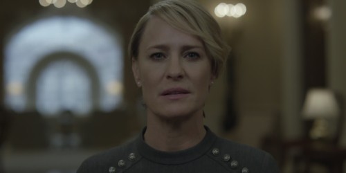 House of Cards S05E01 1080p 10bit NF WEBRip HEVC (HINDI ENG) 6CH ~ (strange) Joy 001